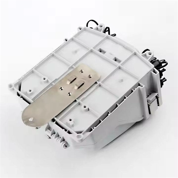 Cable tray support arm ring