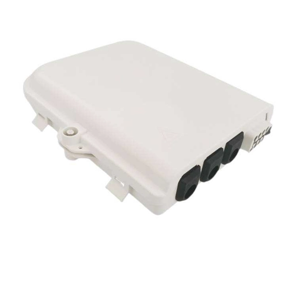 Outdoor construction site power distribution box